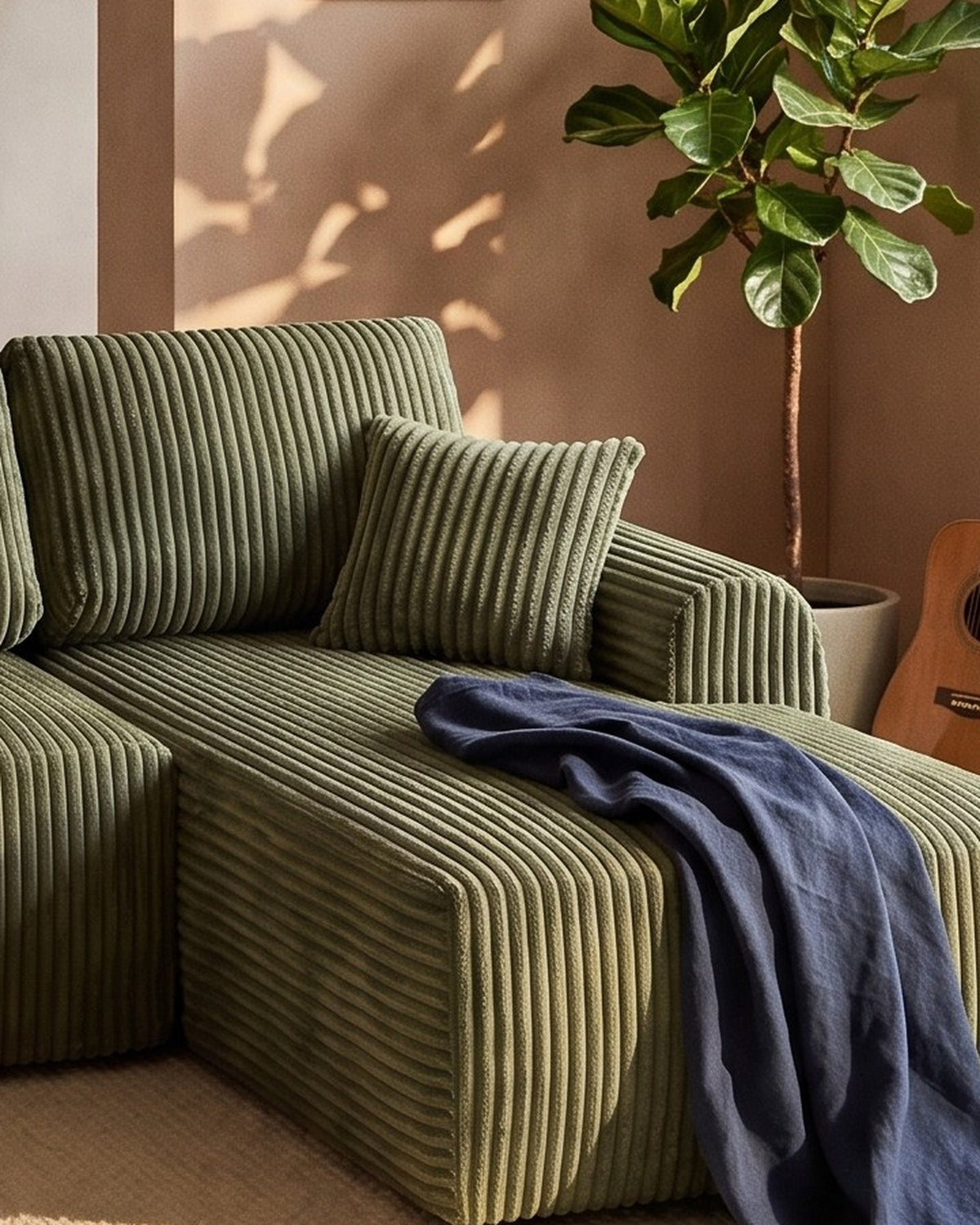 Cloud Modular L-Shaped Sectional with Chaise, 109 in in Green, chaise on the right, close-up of the right end